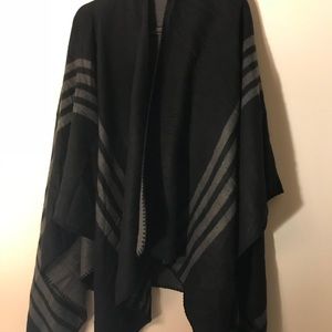 BB Dakota X Fab Fit Fun Poncho